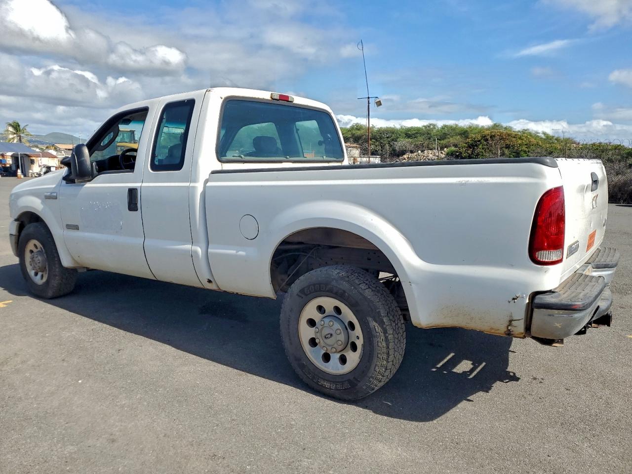 Ford F-250 Super Duty Image 2