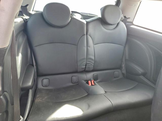 MINI Cooper Image 10