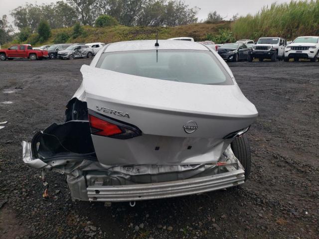 Nissan Versa S Image 7