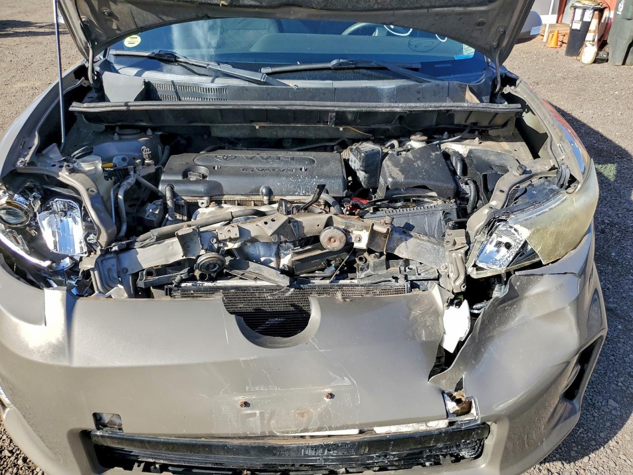 Toyota Scion Image 12