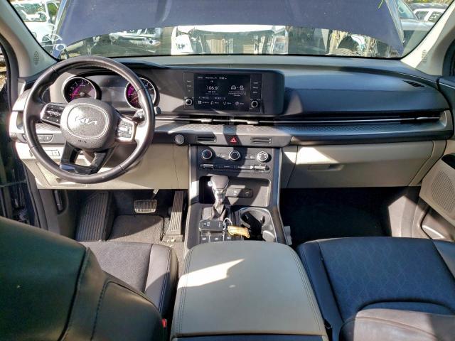 Kia Carnival Lx Image 8