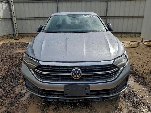 Volkswagen Jetta S Image 3