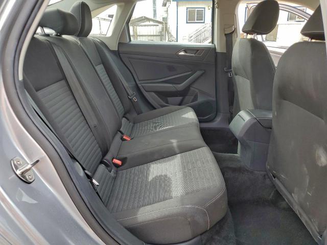 Volkswagen Jetta S Image 9