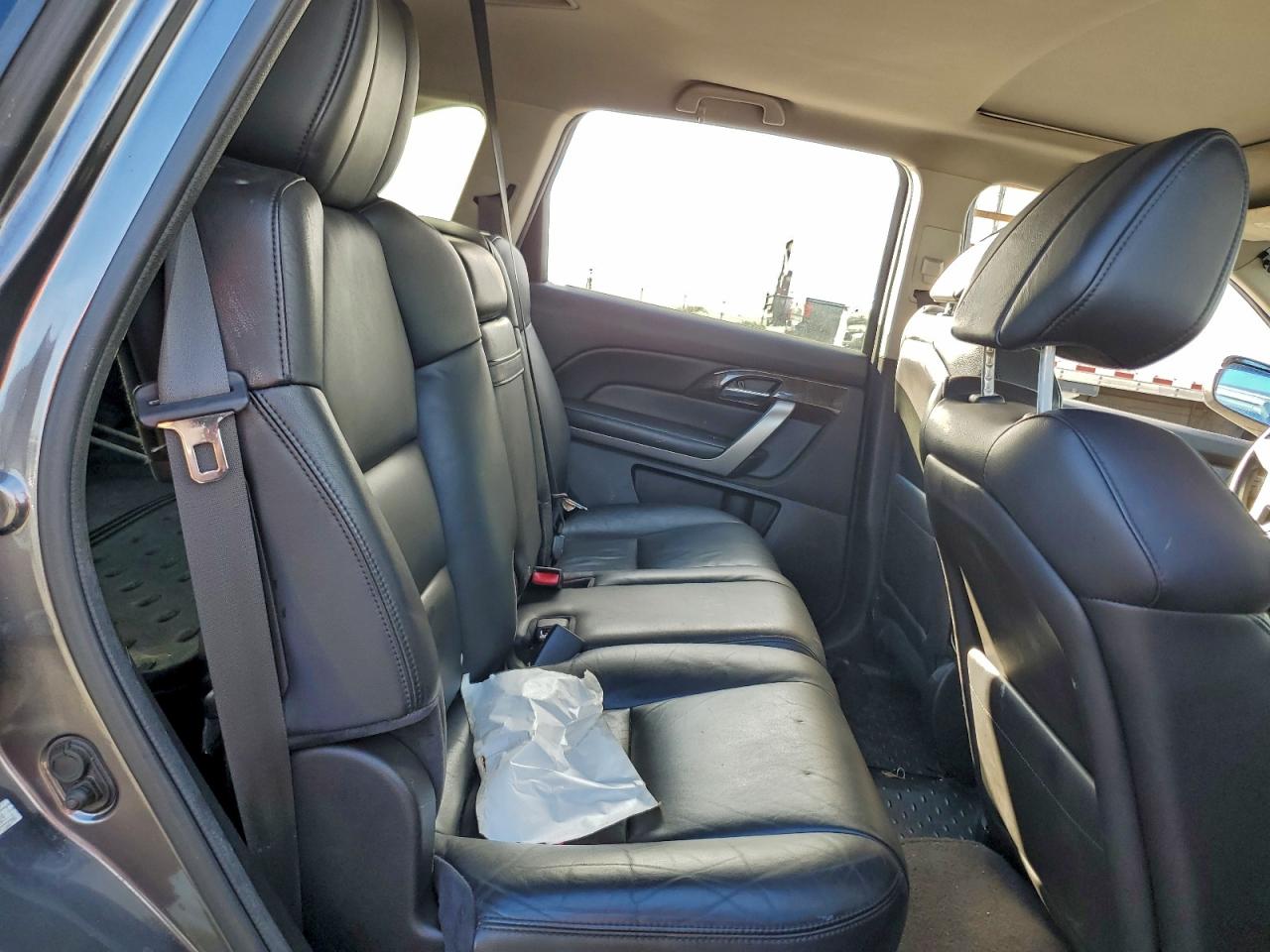 Acura MDX Image 9