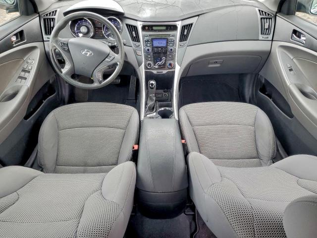 Hyundai SONATA Gls Image 7