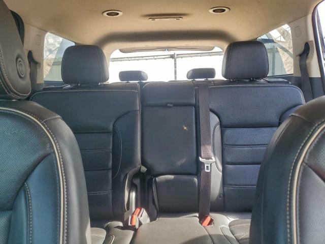 GMC Acadia Denali Image 11