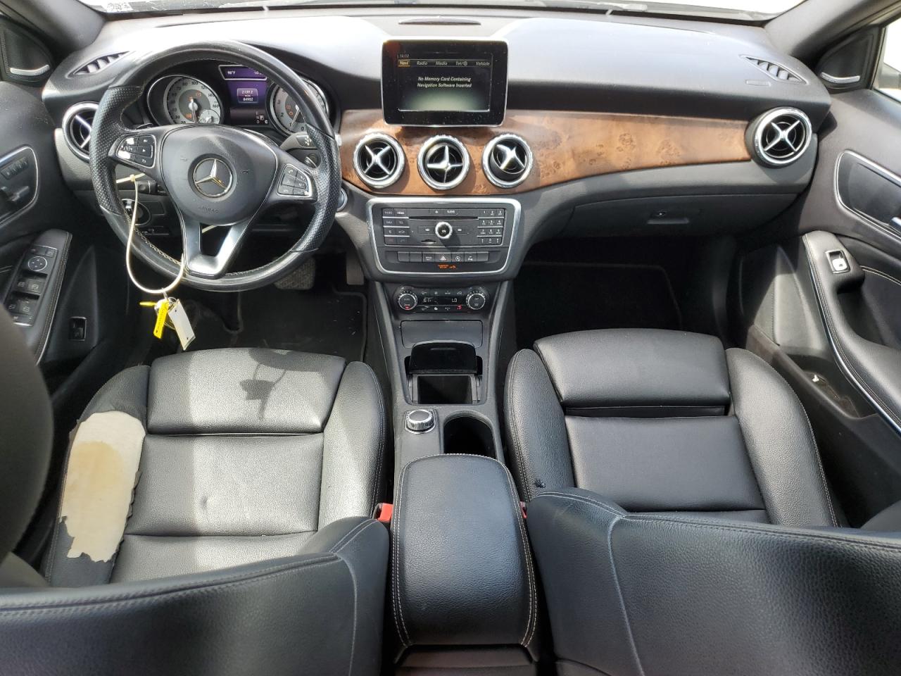 Mercedes-Benz GLA 250 Image 6