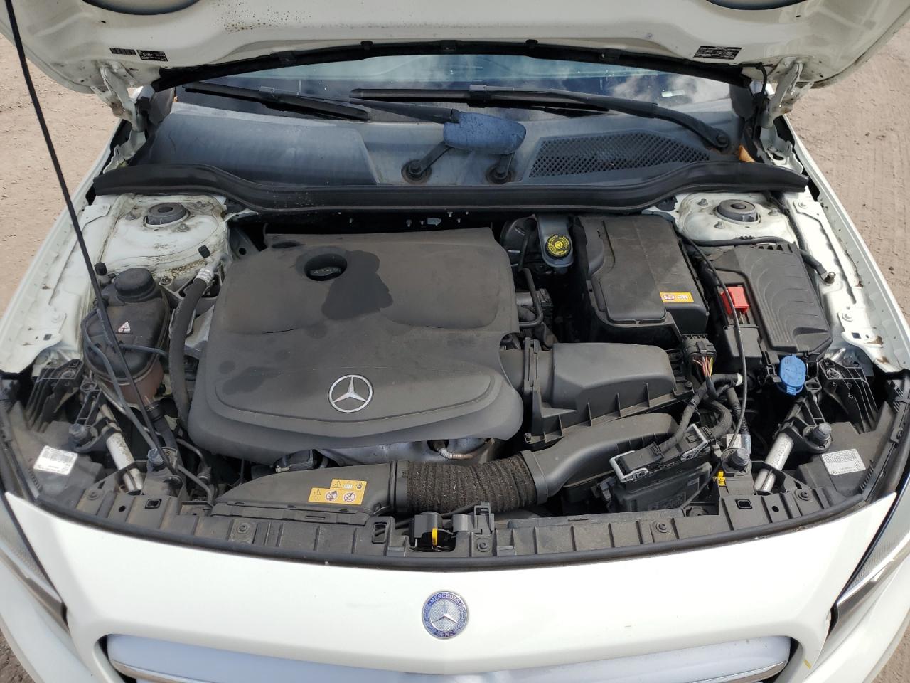 Mercedes-Benz GLA 250 Image 12